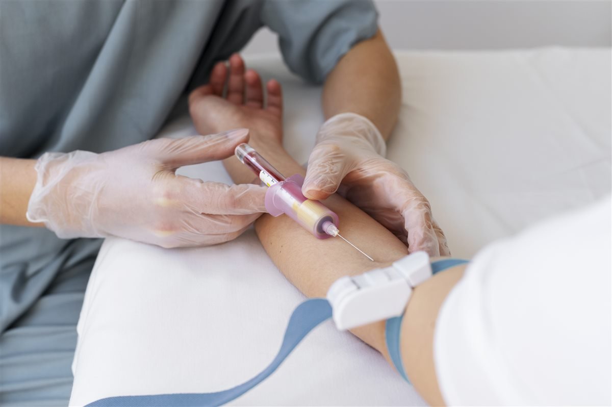 Coleta de sangue para exame laboratorial